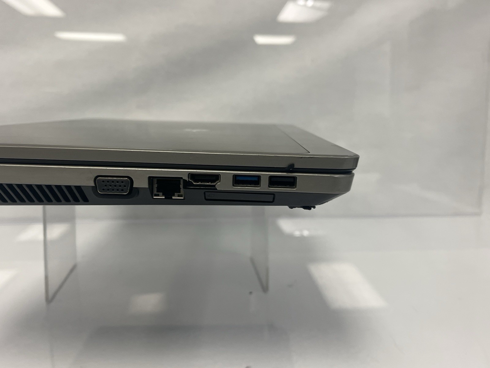 HP Probook 4530s Intel Core i3-2330m 2.20ghz 4GB Ram 320GB HDD