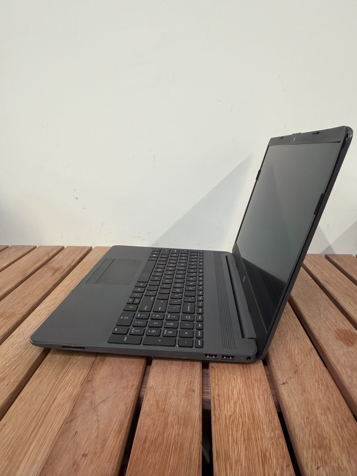 HP 255 G8 Laptop – AMD 3020e Radeon Graphics – 4GB RAM – 128GB SSD – PARTS ONLY