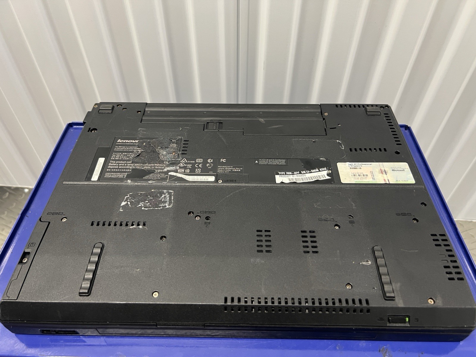 Lenovo ThinkPad R61i 15″ Laptop Intel Core 2 Duo As is
