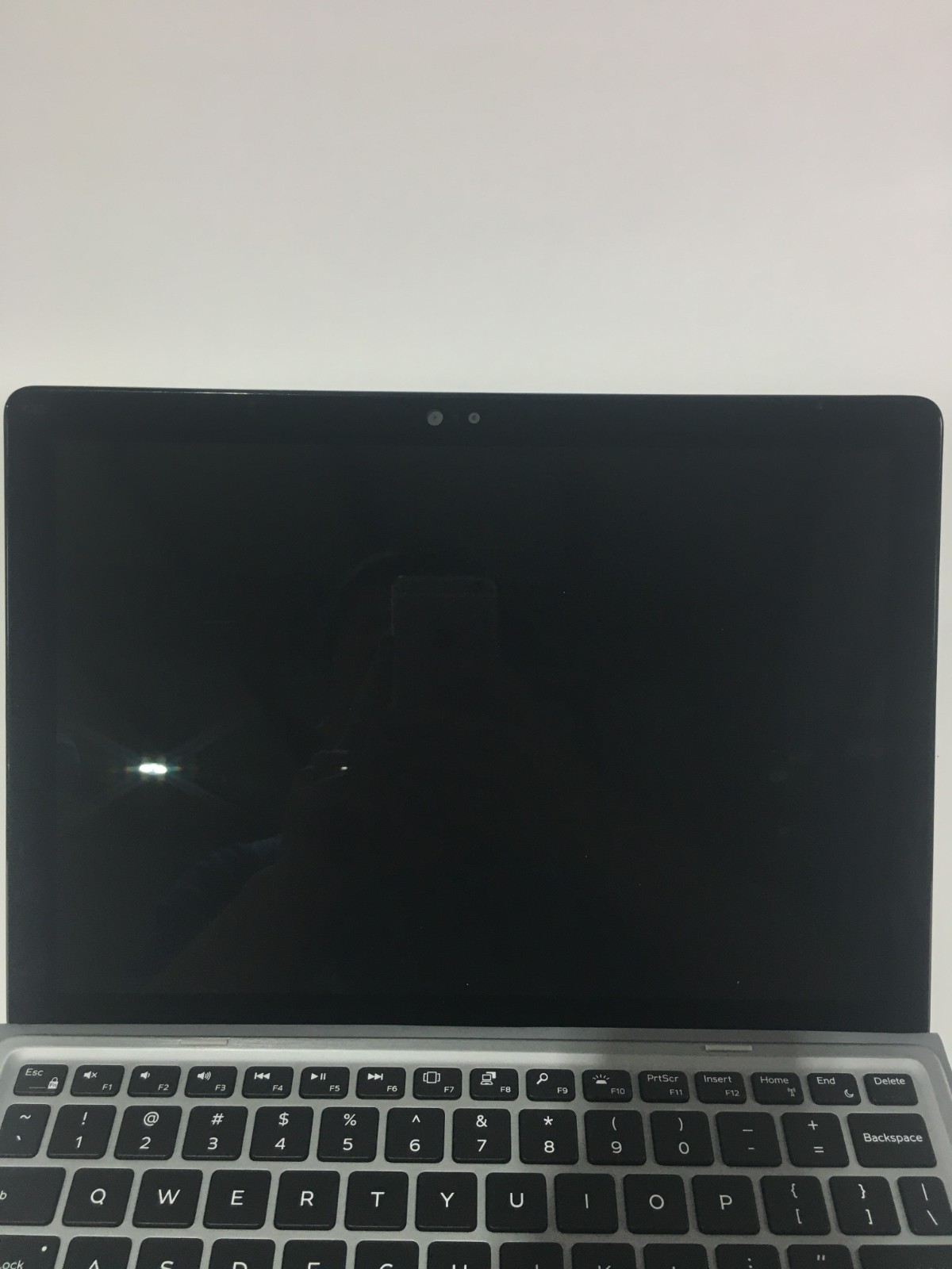 @PCD Dell Latitude 7200 2 in 1 i7-8665U 16GB RAM 512GB SSD WIN 11P