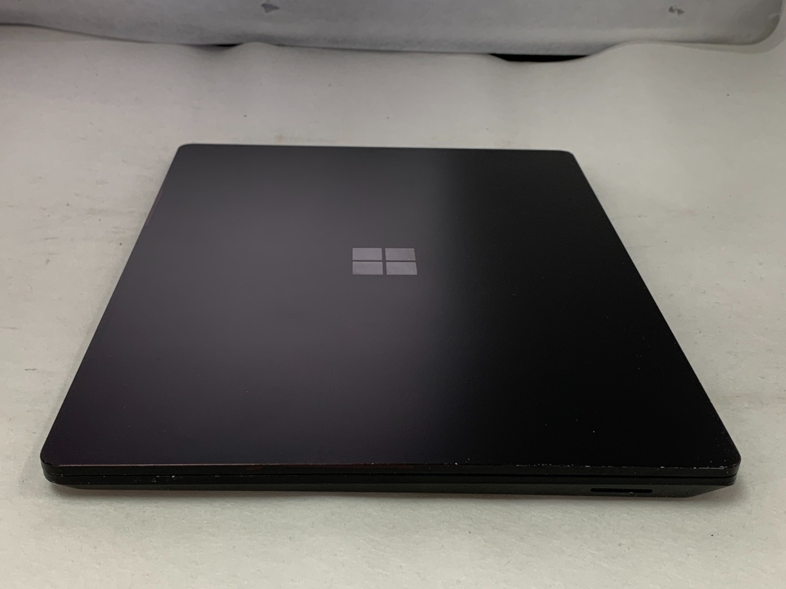 Microsoft Surface Laptop 4 i5-1145G7 2.6GHz 16GB 256GB NVMe W11P Mod. 1951
