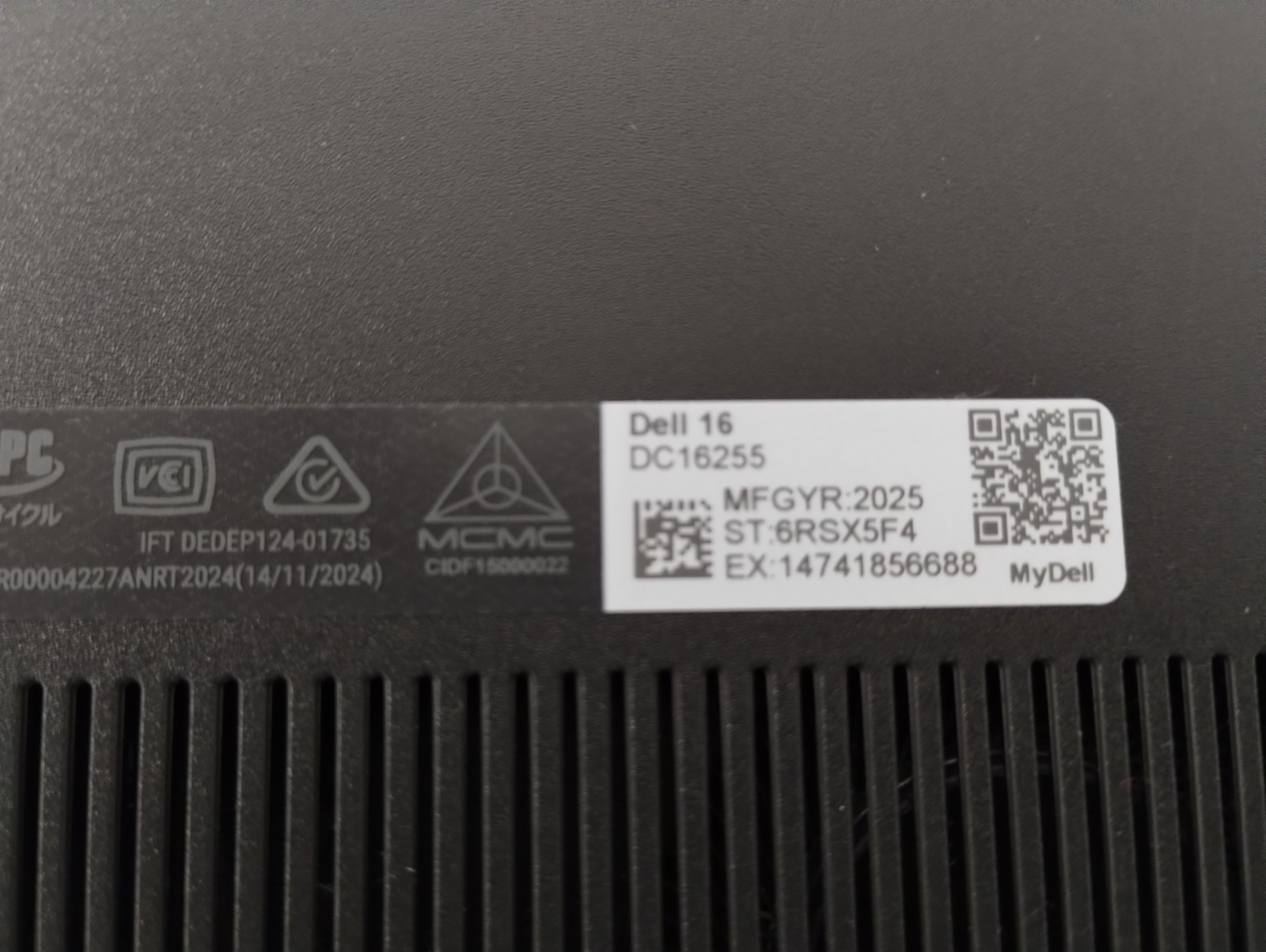 DELL 16 DC16255 WRC27, AMD Ryzen 7 250, 3.30 GHz, 16 GB RAM, 1 TB NVMe SSD