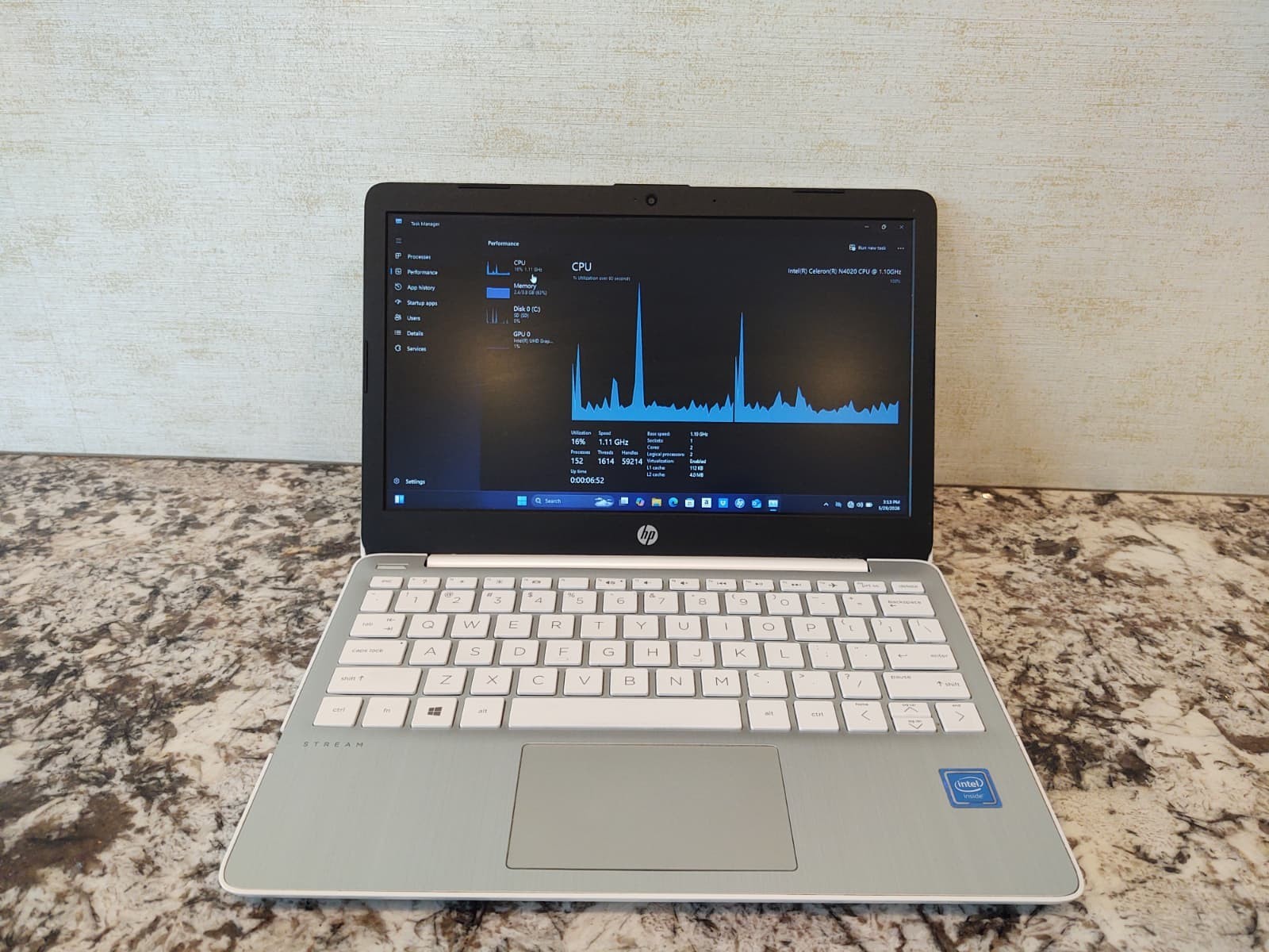 HP Stream Laptop Model 11-AK0012DX Made For School And Work