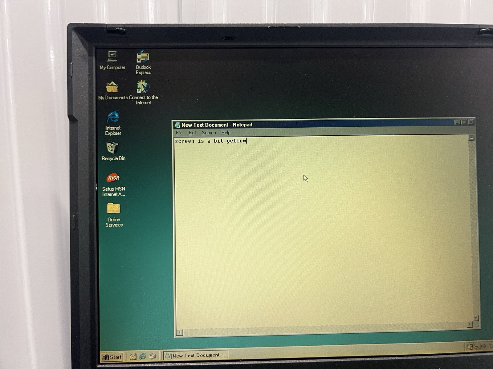 IBM ThinkPad A22M 15″ Laptop Intel Pentium III 256mb 40GB HDD Working