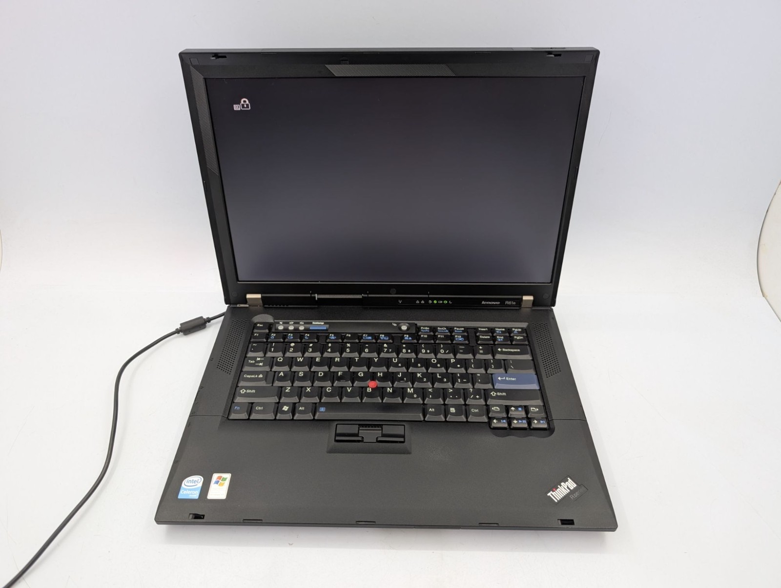 Lenovo ThinkPad R61e 15.6″ Laptop Celeron 540 1GB RAM For Parts