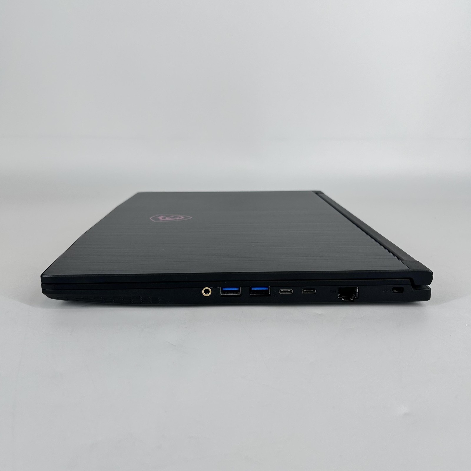 MSI Thin GF65 15.6 FHD 144Hz i7-10750H 2.60GHz 32GB 1TB SSD RTX 3060 Good