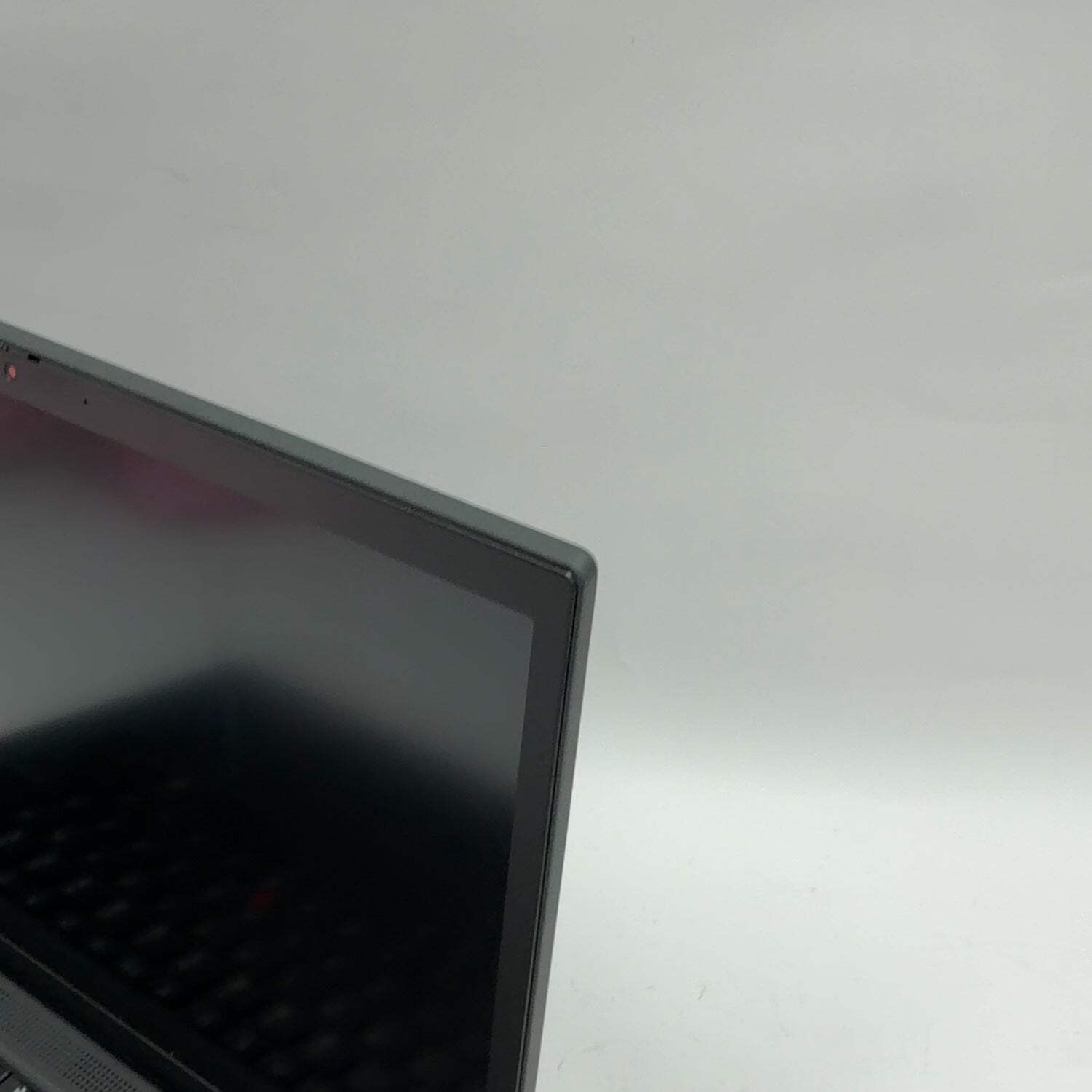 Lenovo ThinkPad X13 Gen 3 13.5″ i7-1260P 2.1GHz 32GB RAM 512GB SSD