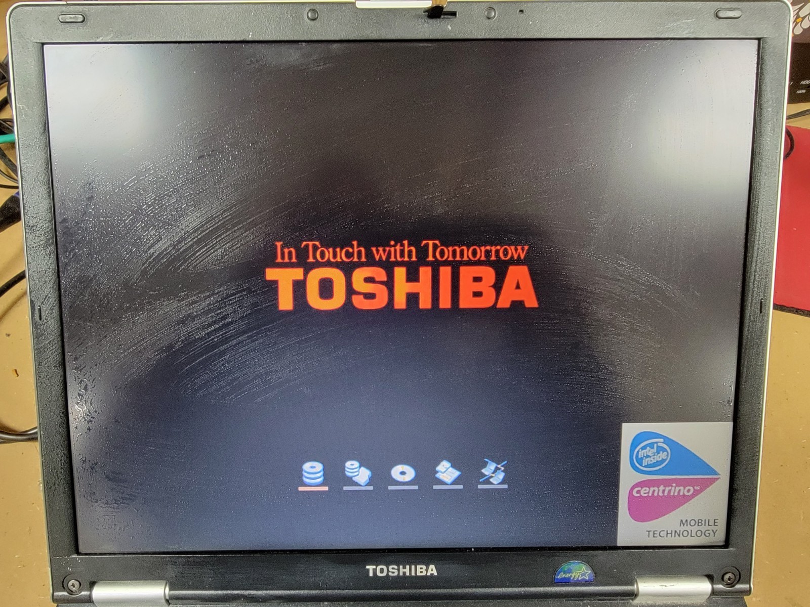 TOSHIBA TECRA M3-S331 – NO HDD – NO BATTERY – PARTS OR REPAIR