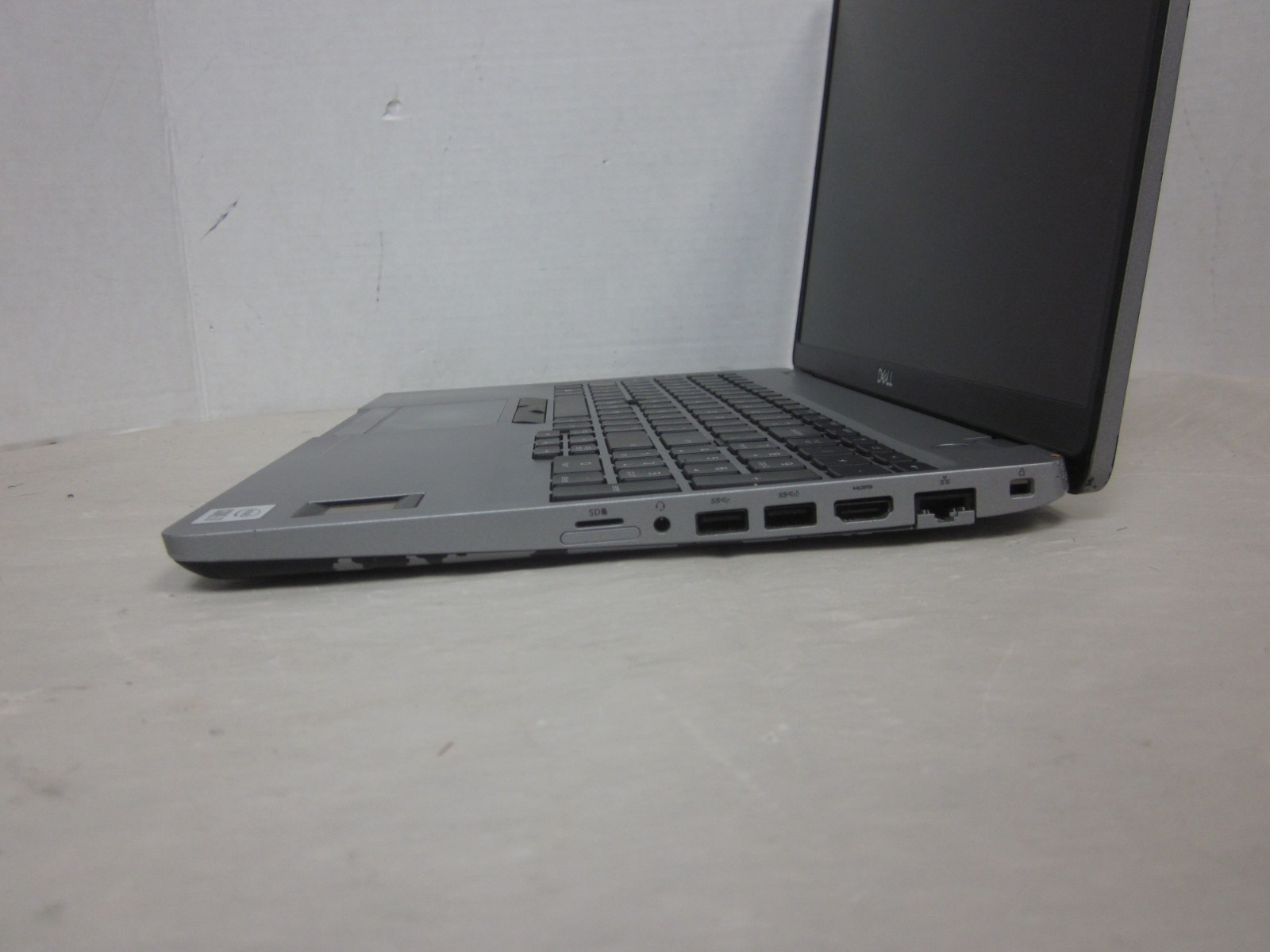 Dell Latitude 5510 i7-10810U 1.10GHz NO RAM, SSD, HD, OS, AC PARTS ONLY READ DIS