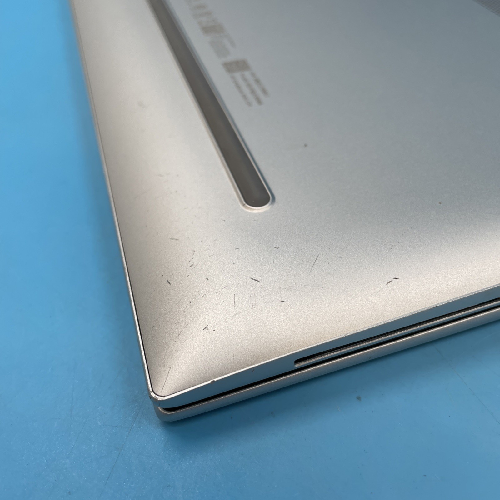 HP EliteBook 840 G11 | Ultra 5 135U | 32GB RAM | NO SSD | NO OS | 87% BATT