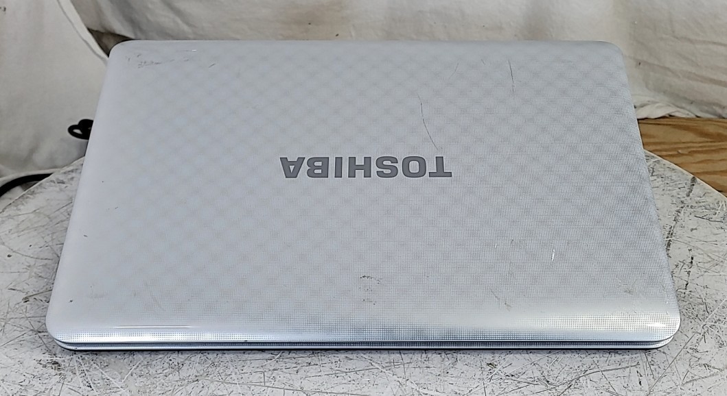 TOSHIBA SATELLITE L755 PSK1WU-06601D Laptop PENTIUM B940 4GB SEE NOTES