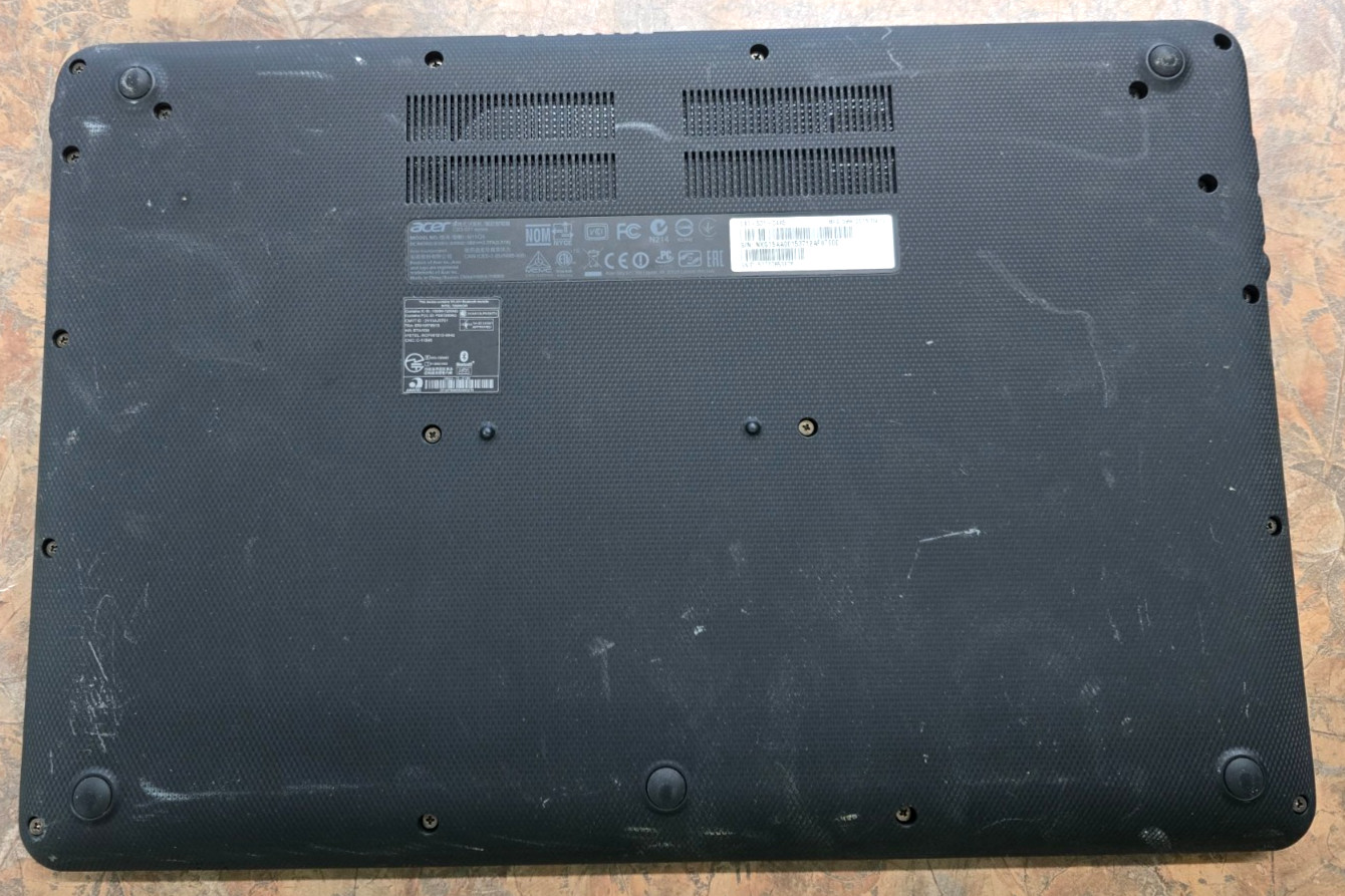Acer CB3-531 15.6″ Chromebook, No Charger