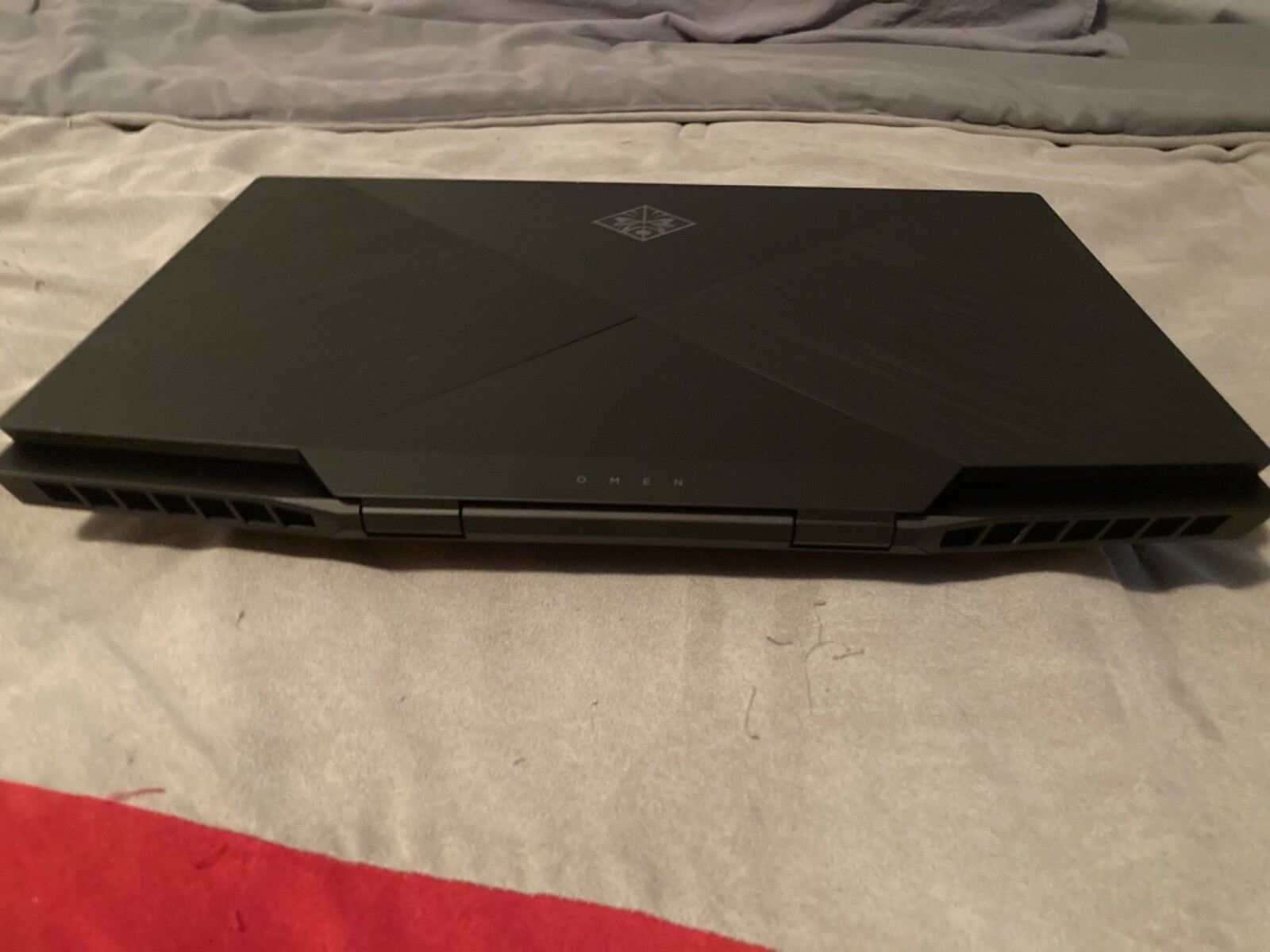 HP Omen 17 Gaming Laptop 17.3” i7-9750H 16GB RAM 1660Ti 6GB