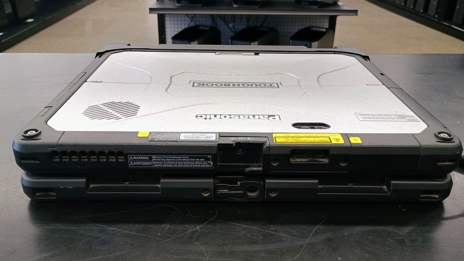 Panasonic Toughbook CF-33 – i5-10310u – 16GB Ram – 512GB SSD – Win 11 Pro -Read