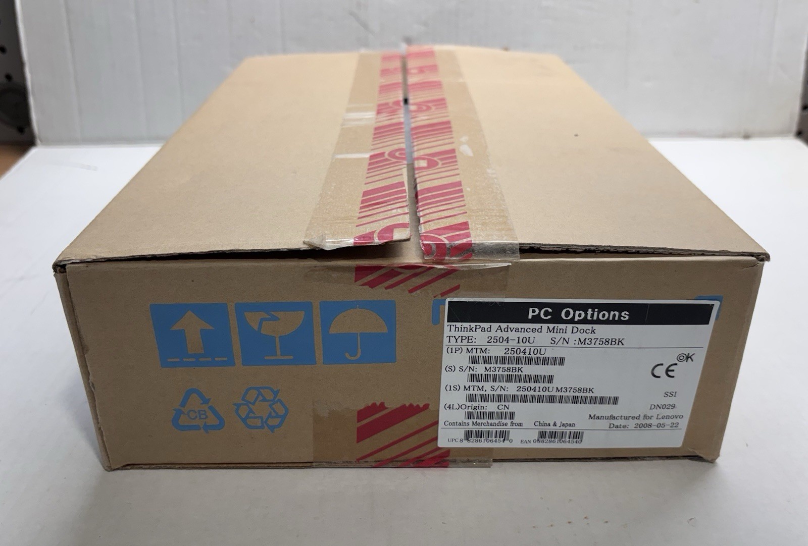 New in Box Genuine Lenovo ThinkPad Advanced Laptop Mini Dock 250410U