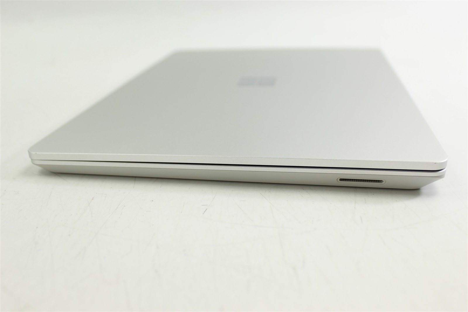 Microsoft Surface Laptop Go 2 2013 12.4″ i5-1135G7 256GB SSD 16GB RAM W11H