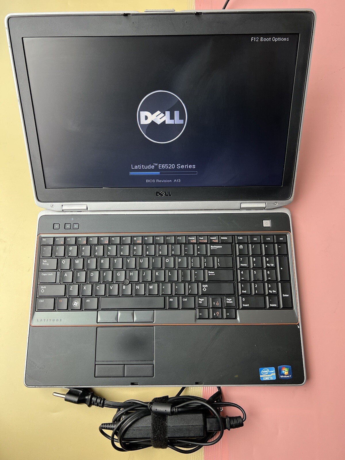 Dell Latitude E6520 15.6″ Core i3-2330M 2.20GHz 4GB RAM 320GB BLUETOOTH BACKLIT
