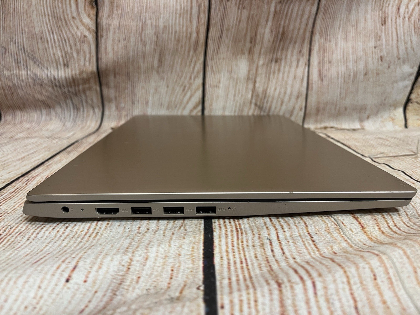 Lenovo IdeaPad 3 I5IIL05 15.6″ i3-1005G1 1.2GHz 8GB RAM 128GB SSD NO OS/AC