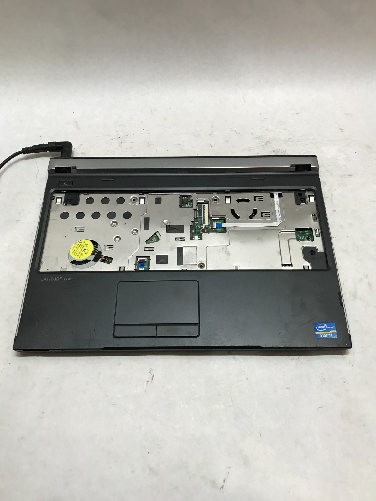 Dell Latitude 3330 13″ Intel Core i5 4GB RAM NO HDD/OS For Parts/Repair AS IS DW