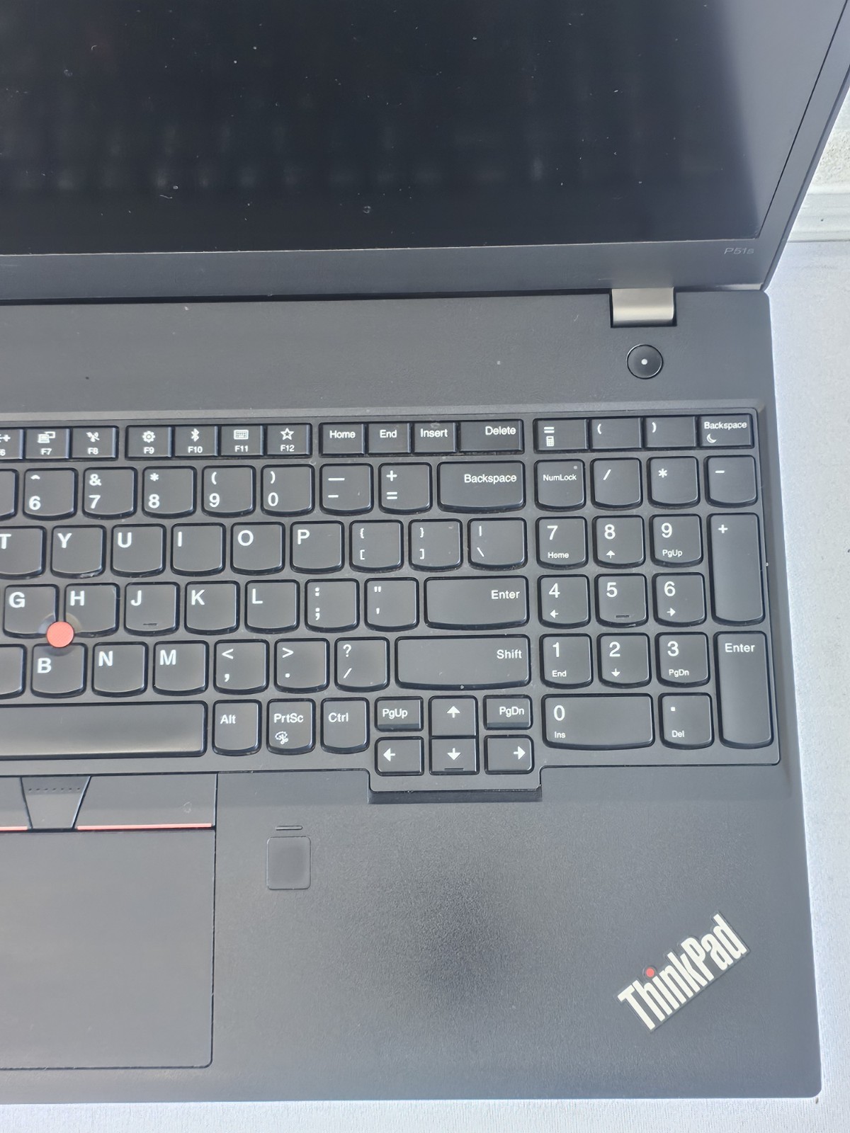 Lenovo ThinkPad P51s Laptop – Intel i7-6500u – 16GB RAM – 512GB SSD – Windows 10