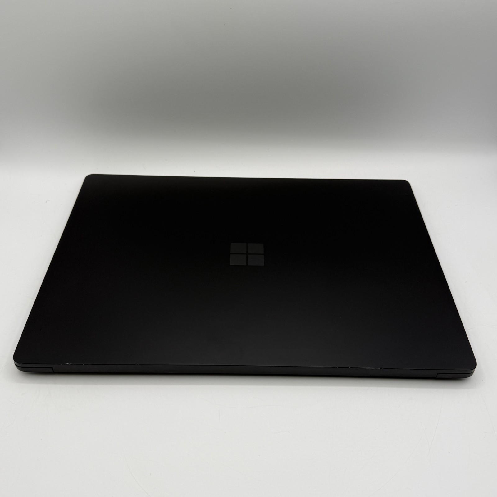 Microsoft Surface Laptop 3 13.5″ i5-1035G7 16GB 256GB SSD Win11 Pro Touch