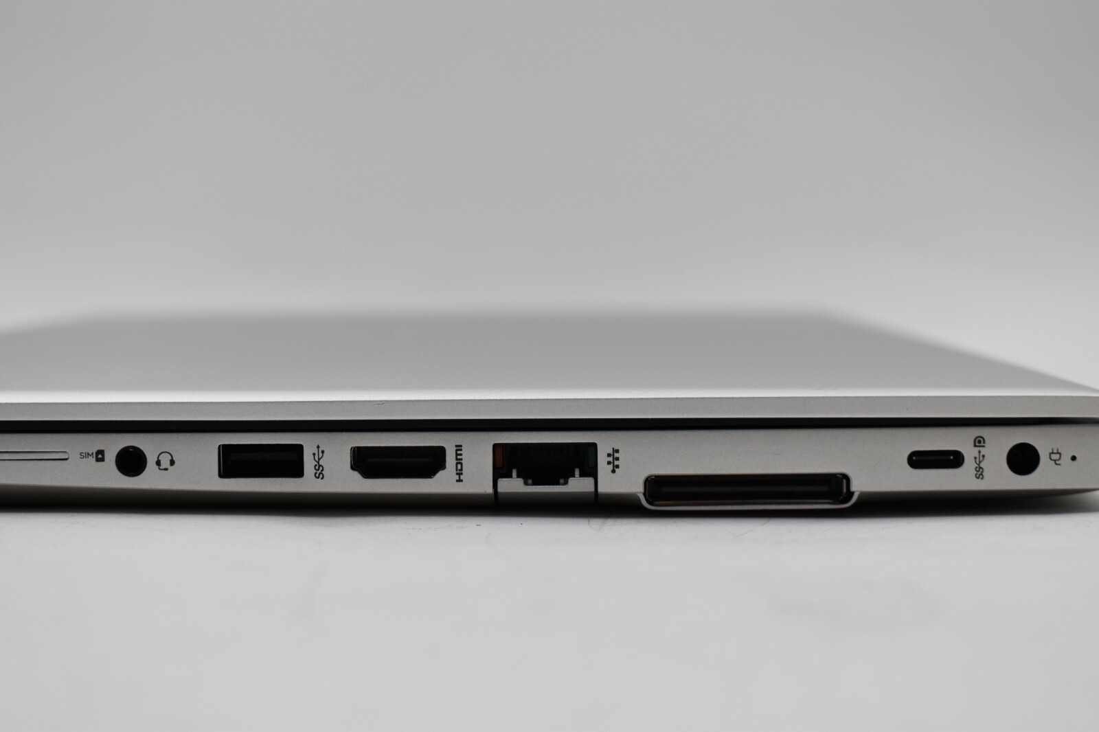 14″ HP MT45 Laptop AMD Ryzen 3 3300U @ 3.50GHz 8GB RAM 128GB SSD Windows 11 Pro