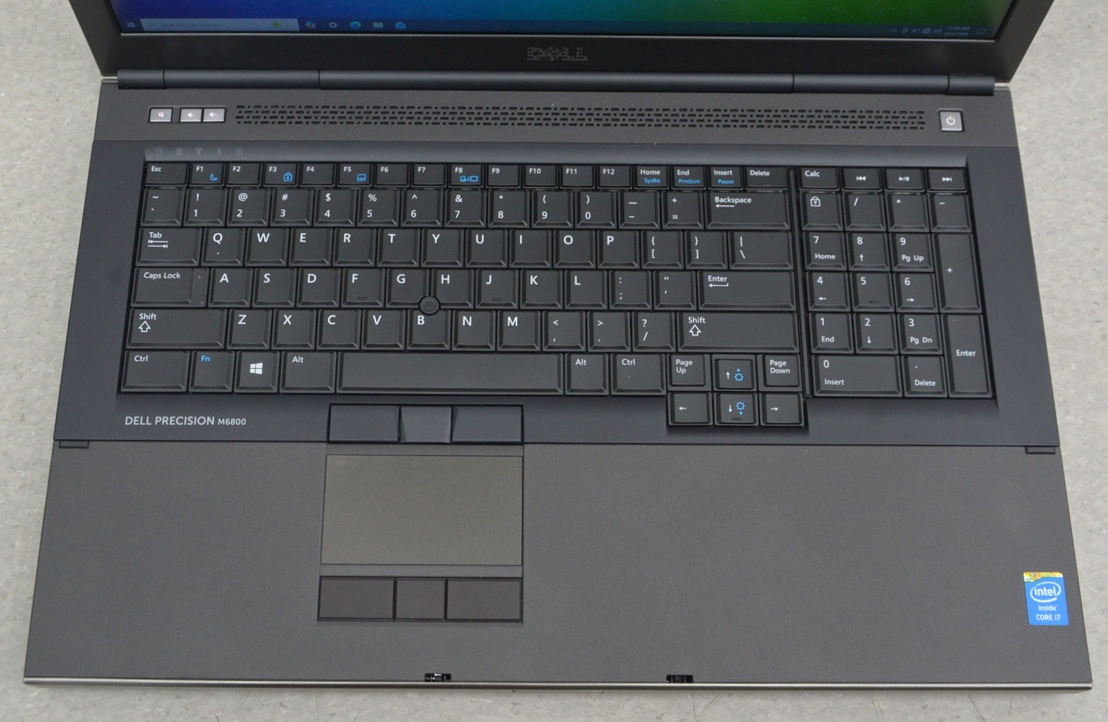 Dell Precision M6800 Laptop, 3M M2767PW Monitor W/ 33″ Large Case & Assembly