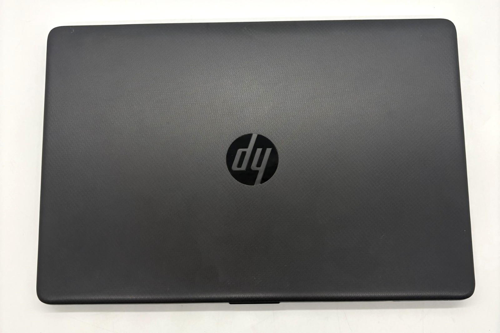 HP 250 G8 i5-1135G7 2.4GHz 16GB RAM 512GB M.2 Flaws (Cracks/hinge) W11