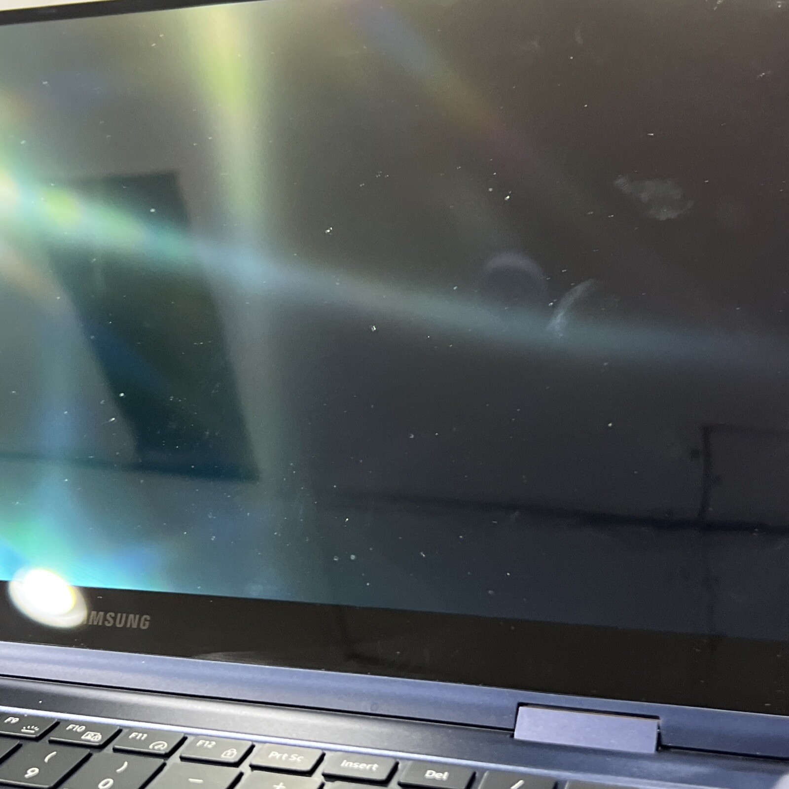 Samsung Galaxy Book Pro 360 NP950QDB-KB2US 15.6″ i7-1165G7 16GB 1TB ISSUE