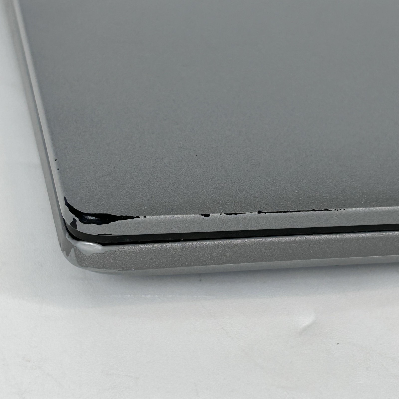 Dell Latitude 5440 14 Gray FHD 1.8 GHz i7-1365U 16GB 512GB SSD Good