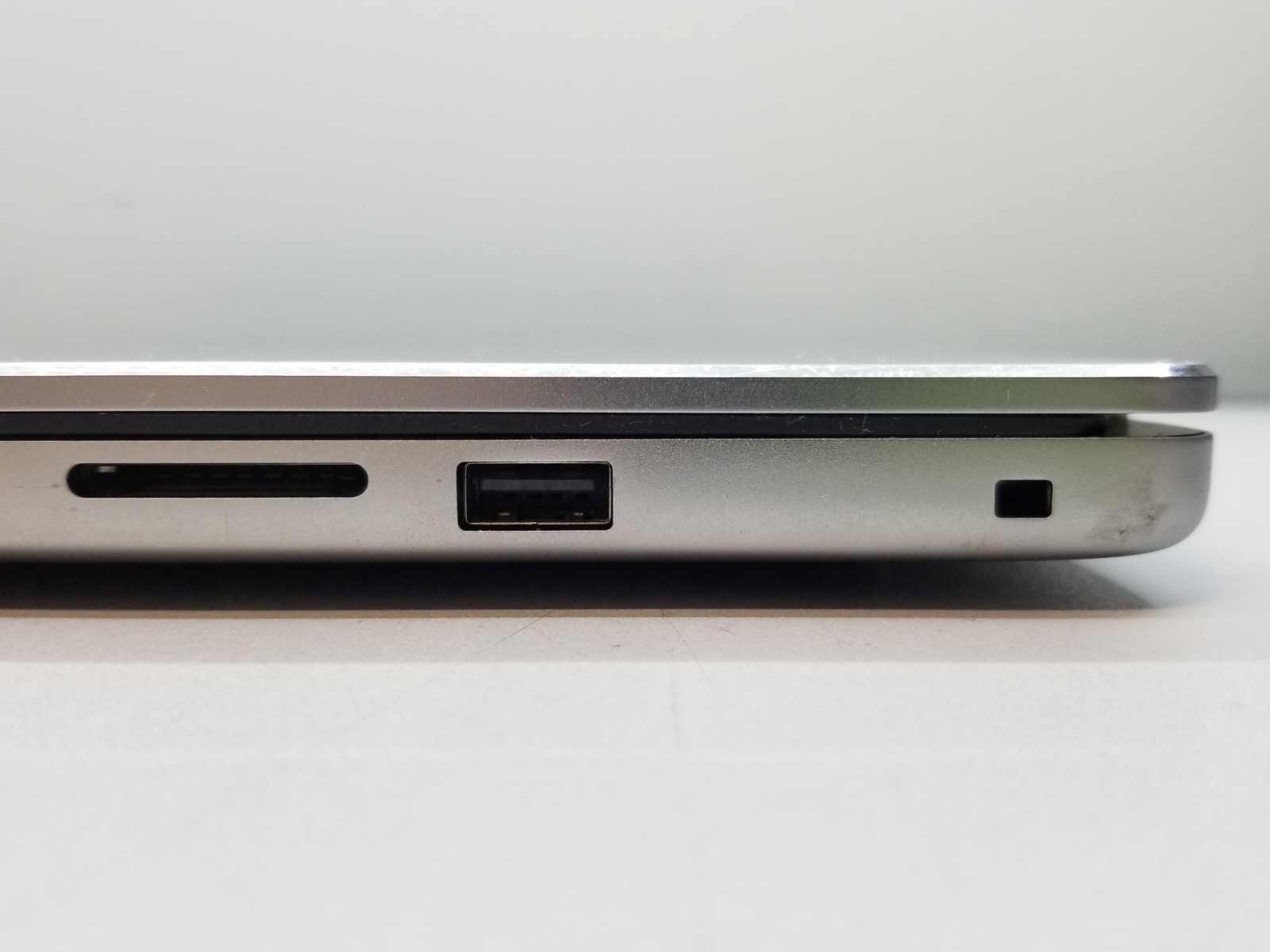 Dell Inspiron 7560 15.6″ FHD i7-7500U 2.7GHz 8GB RAM 256GB M.2 SSD Win11Pro READ