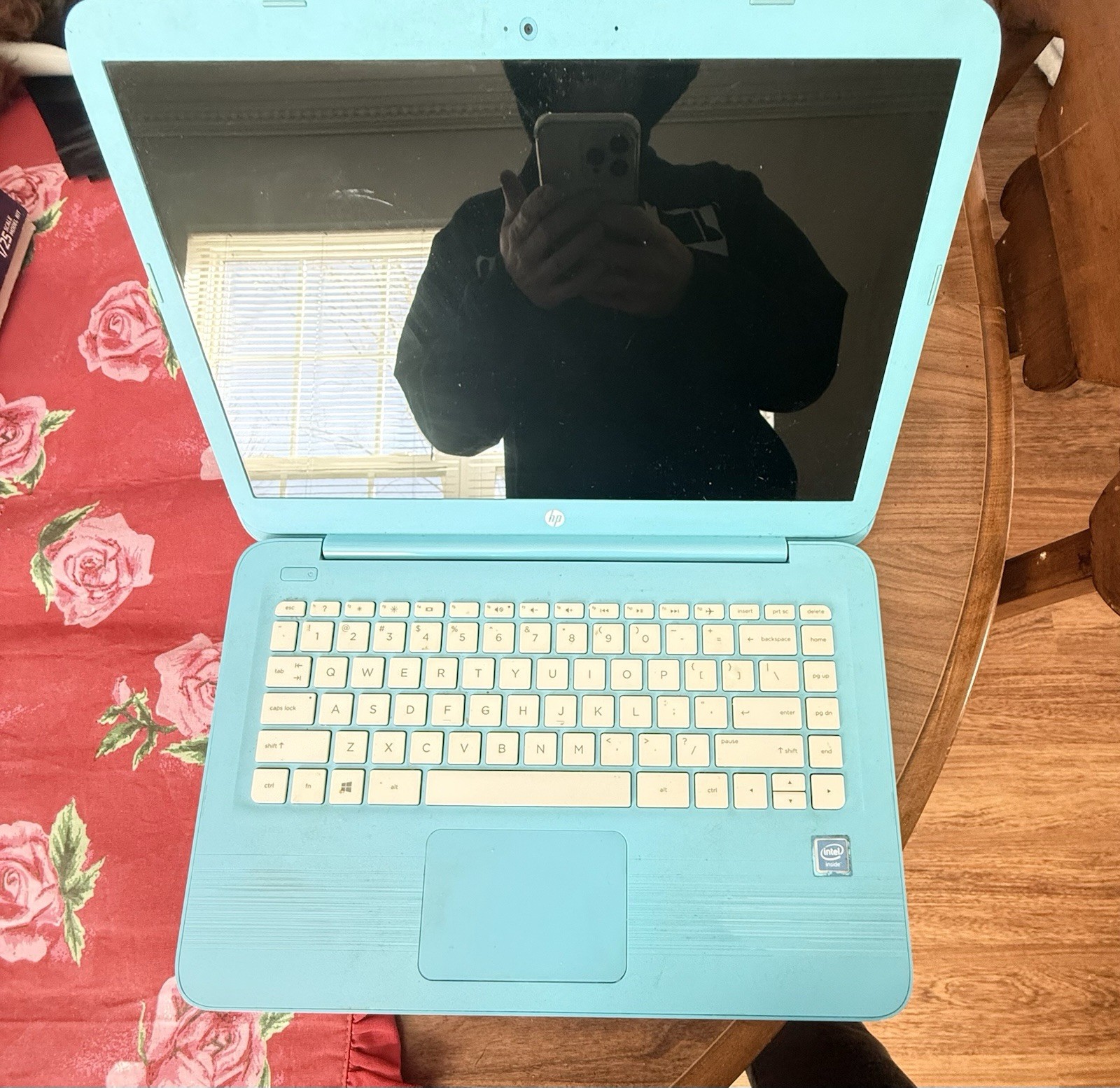 HP Stream 14-cb011wm 14 inch (32GB, Intel Celeron No Charger