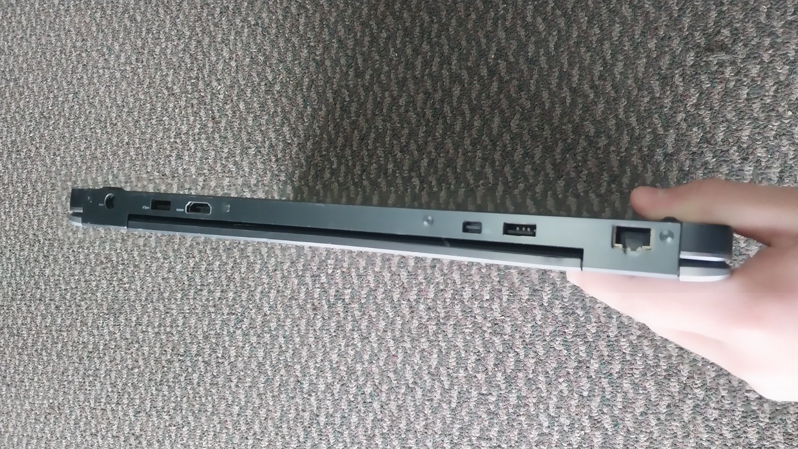 Latitude E7440 14″ i5-4300U 8gb 256GB SSD LINES DOWN MIDDLE OF SCREEN CD/DVD