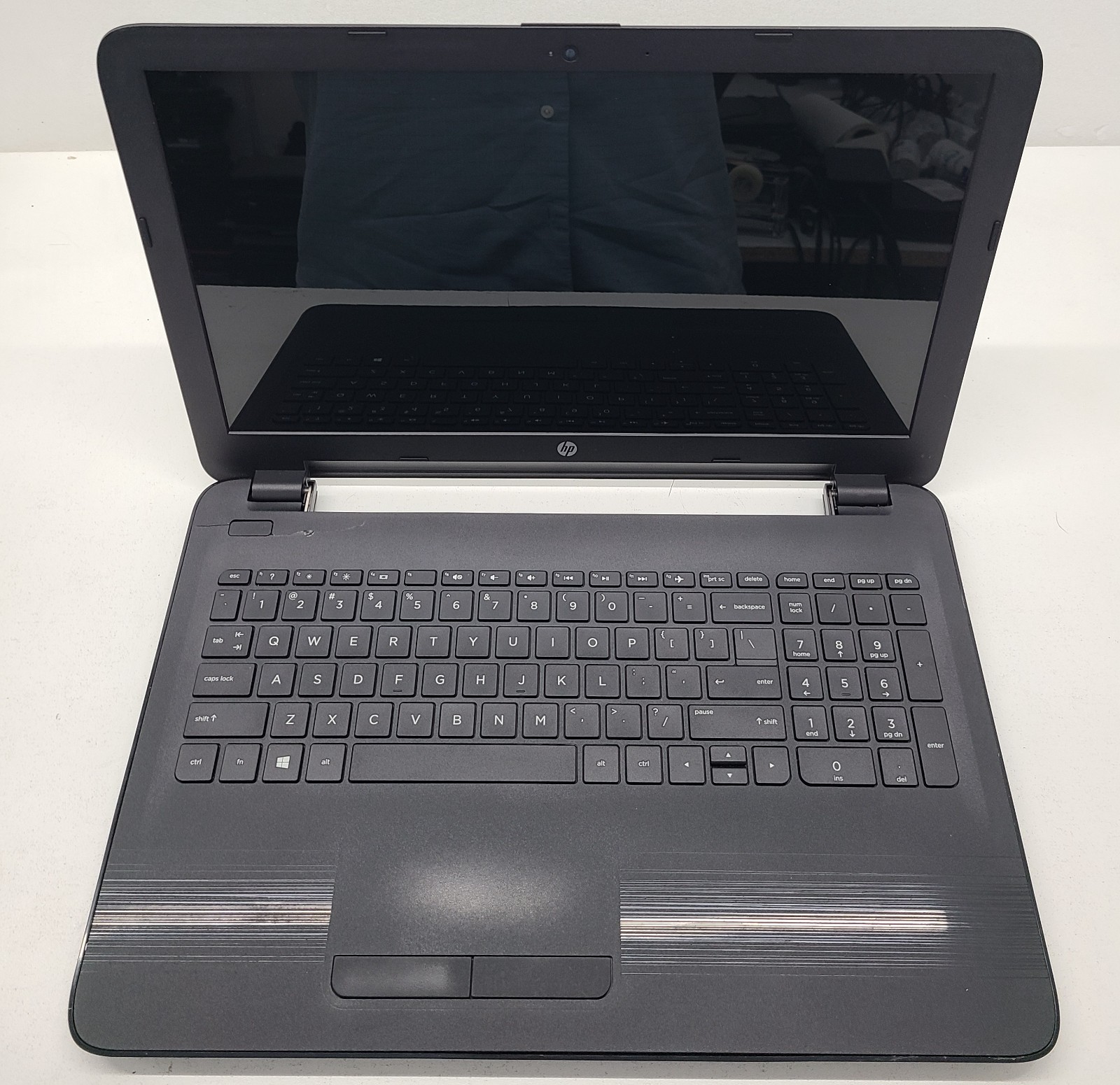 HP 15-BA015WM 15.6″ Laptop AMD NO RAM/HD/OS/BATT/POWER (FL)