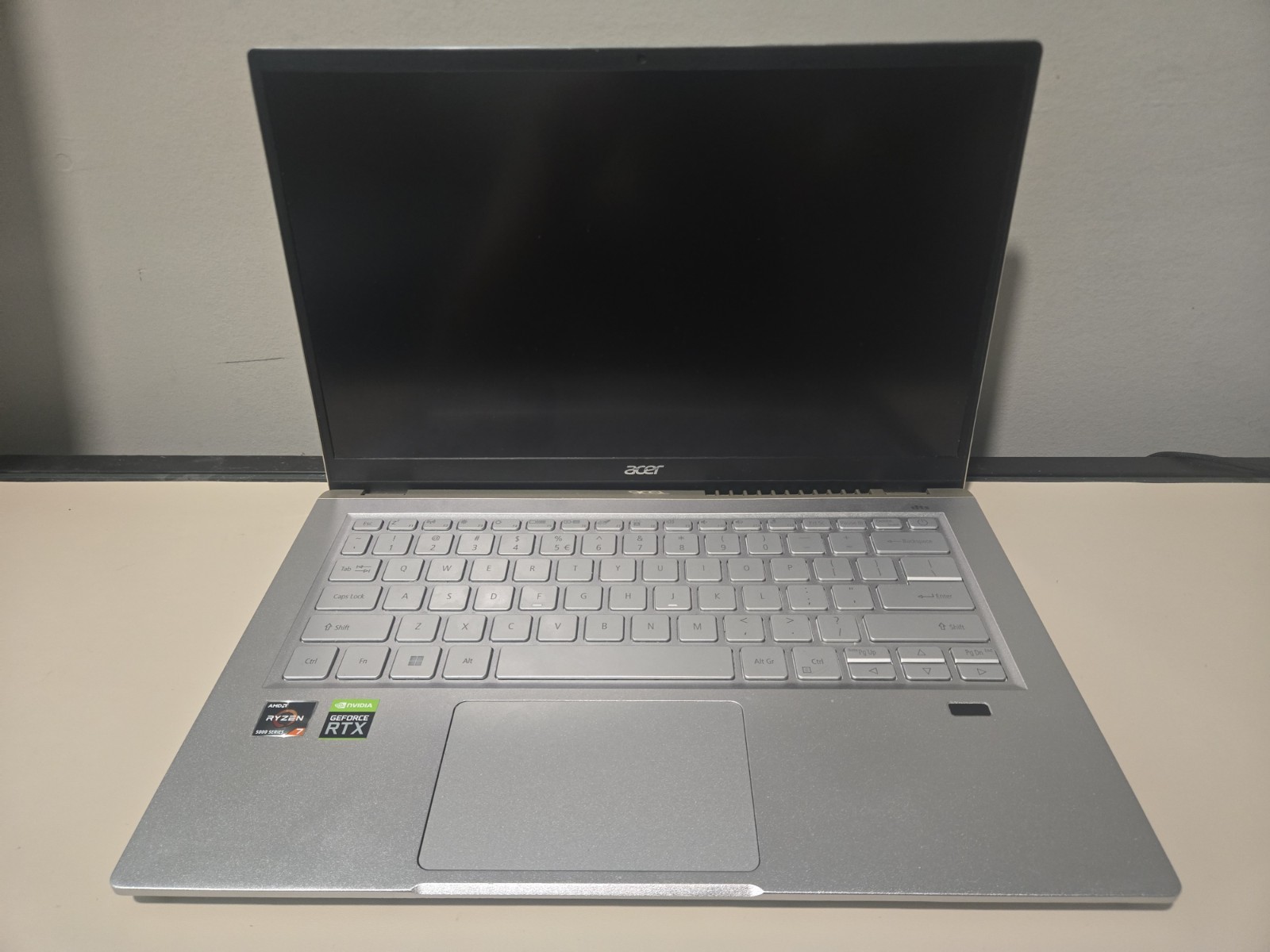 Acer Swift X 14″ Ryzen 16GB 1TB SSD RTX Windows 11 2022 1080p Silver. w/Charger