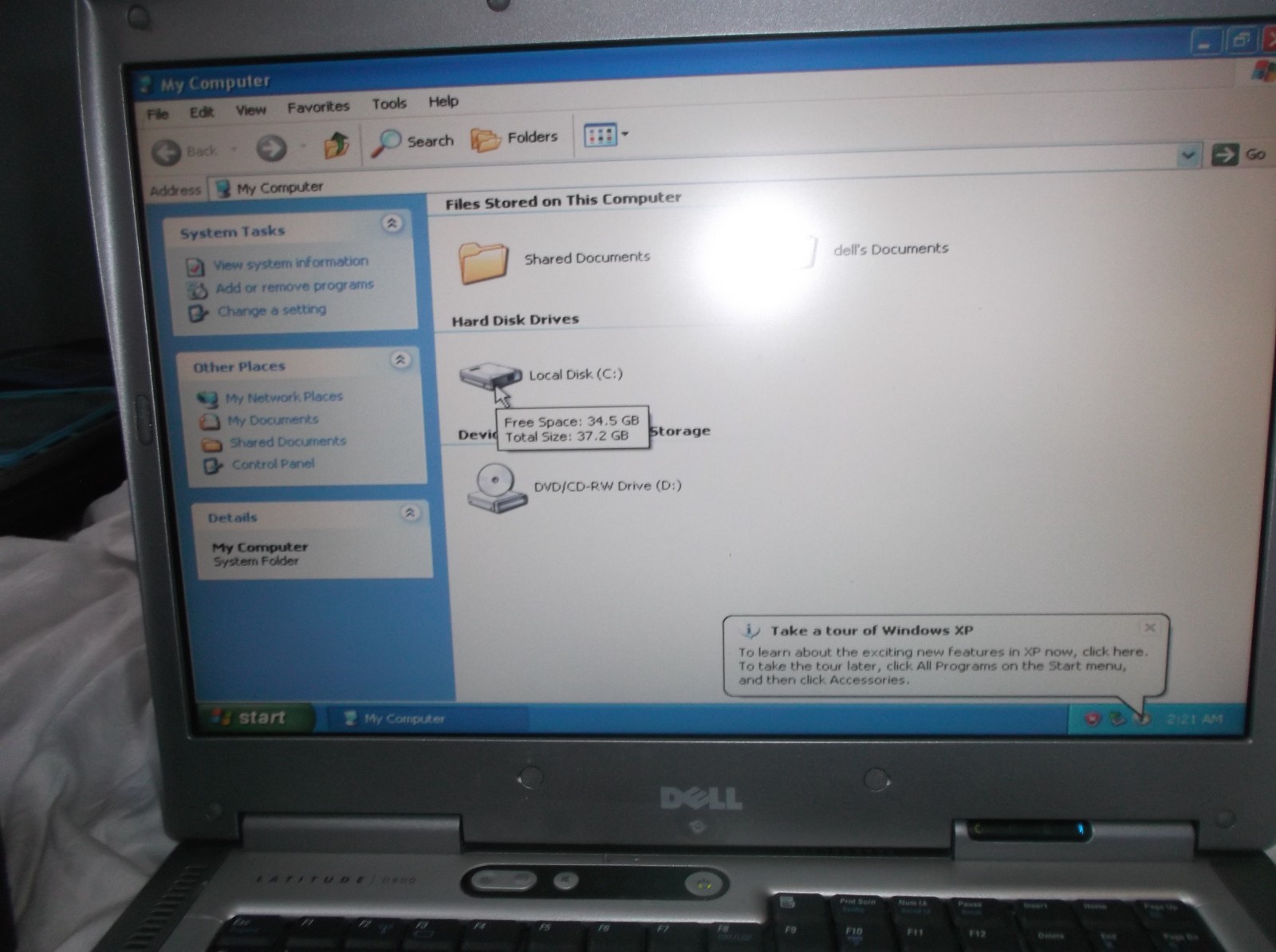 Dell Latitude D800 15.4″ Laptop / Windows XP. 1600MHz / 1 GB Ram 40GB HD