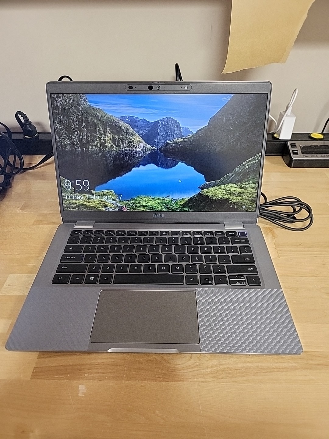 Dell latitude 5320 i7-1185g7 16ram windows 10 pro 476gb storage –