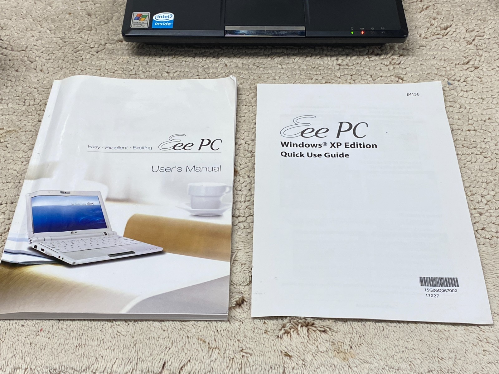 ASUS Eee PC 900 Vintage Netbook – Windows XP – Charger & Case Included