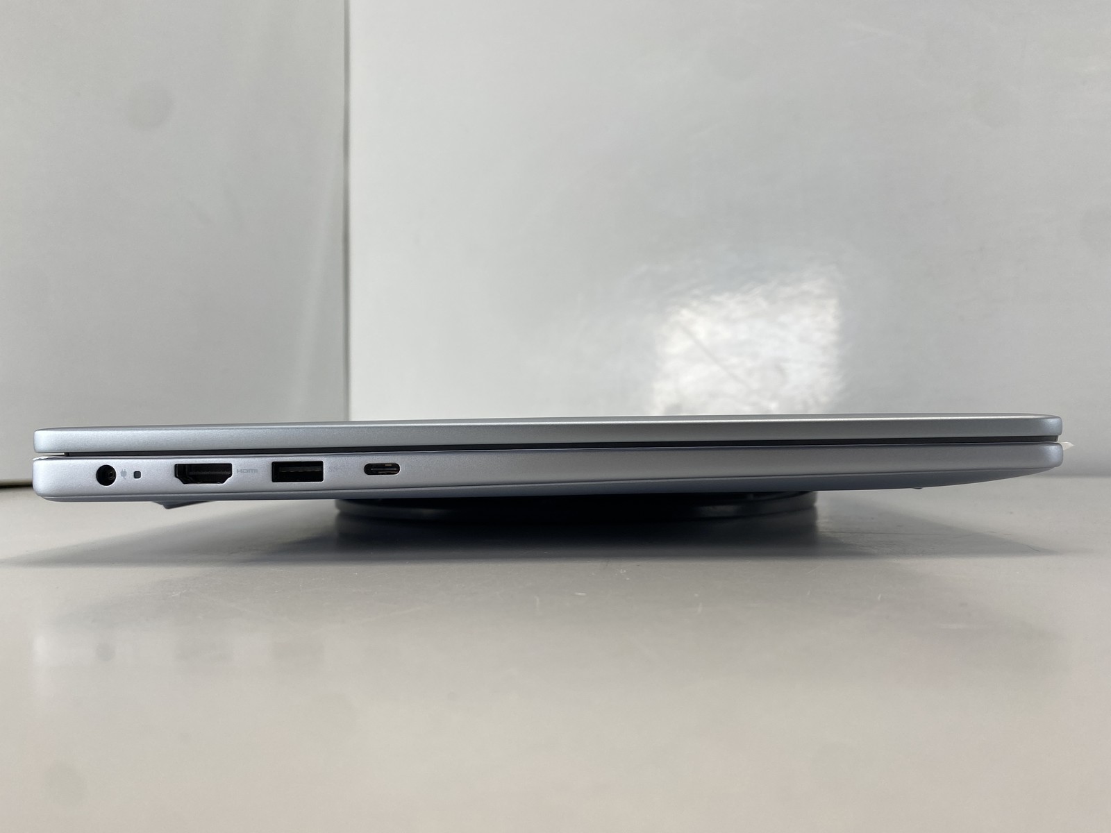 Dell Laptop Inspiron 16 5640 16″ Intel Core 7 150U 1TB- Ice Blue