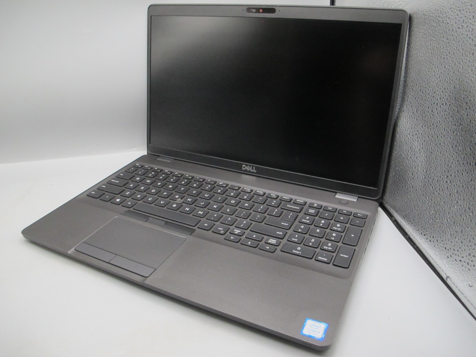 Dell Precision 3540 Laptop – 1.6 GHz i5-8365U 8GB 256GB SSD 15.6″ (FREE SHIP!)