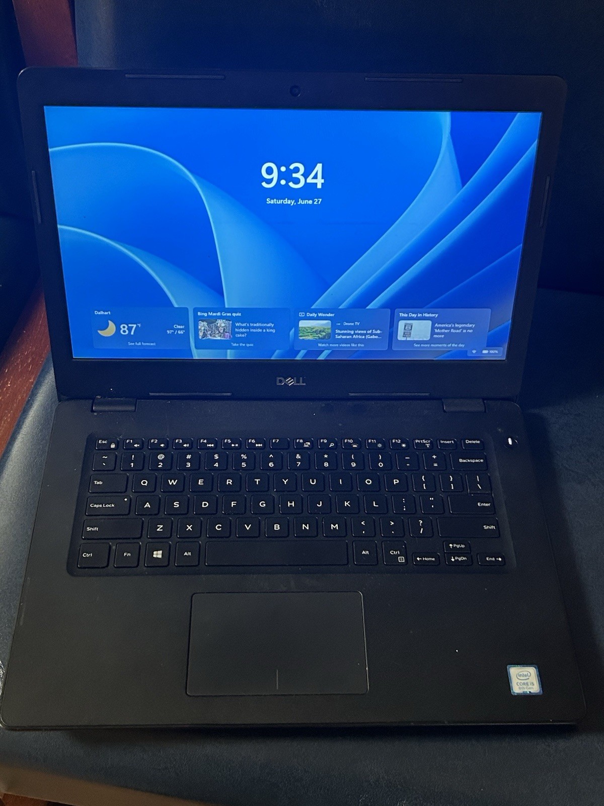 Dell Latitude 3490 14 in i5-8250U 8GB RAM 466GB HDD Win 11 Pro Black
