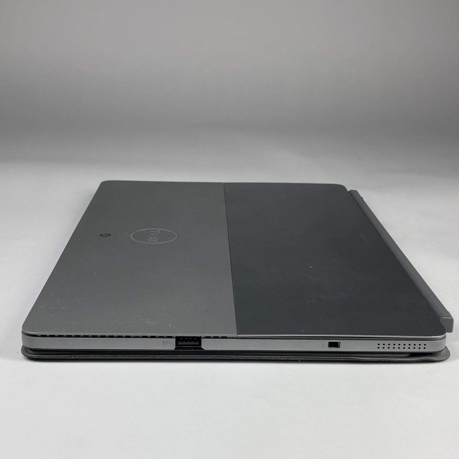 Dell Latitude 7210 2-in-1 12.3″ Core i5-10310U 1.7GHz 8GB RAM 256GB SSD WIN 11