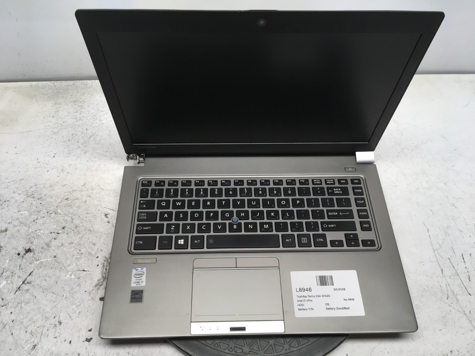 Toshiba Tecra Z40-B1420 Intel i7 vPro No RAM NO HDD