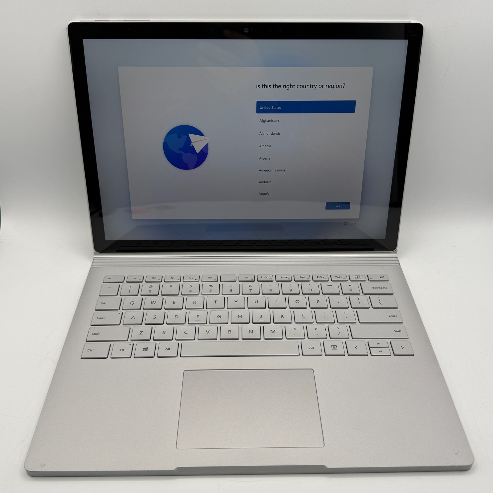 Microsoft Surface Book 3 1899 i7-1065G7 1.3GHz 32GB RAM 512GB SSD GTX 1650 Max-Q