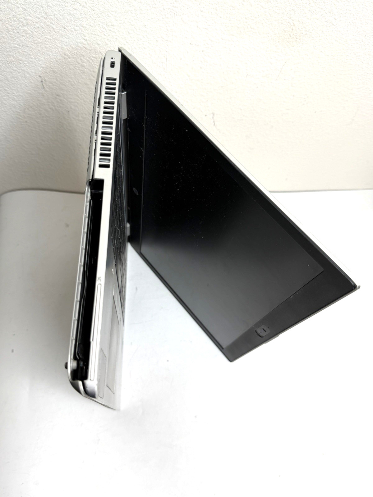 HP ProBook 650 G5 15″ Laptop i5 8th Gen No SSD No RAM Lot of 2 I PARTS AS IS