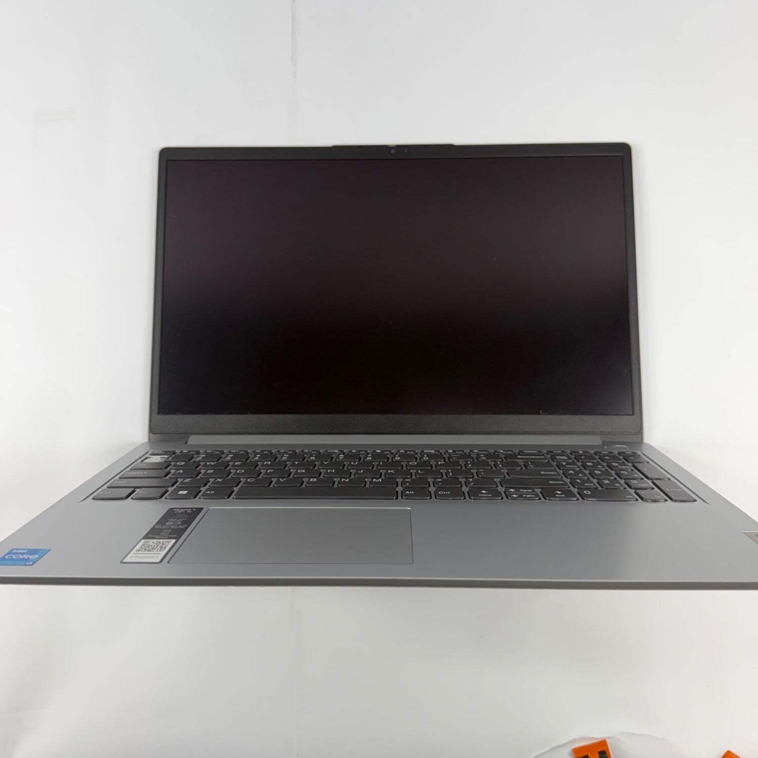 Broken Lenovo IdeaPad 1 15IAU7 15.6″ i3-1215U 4.4Ghz 8GB RAM 256GB SSD READ