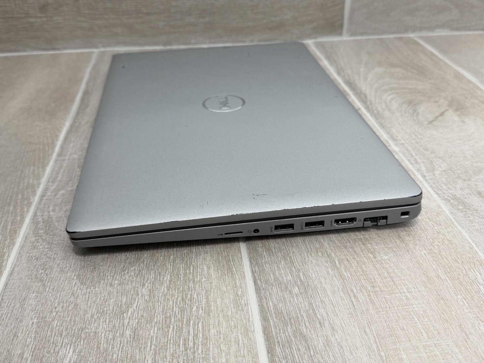 Dell Precision 3570 Core i5-1245U 16GB RAM 256GB NVMe SSD Nvidia T550 Win-11