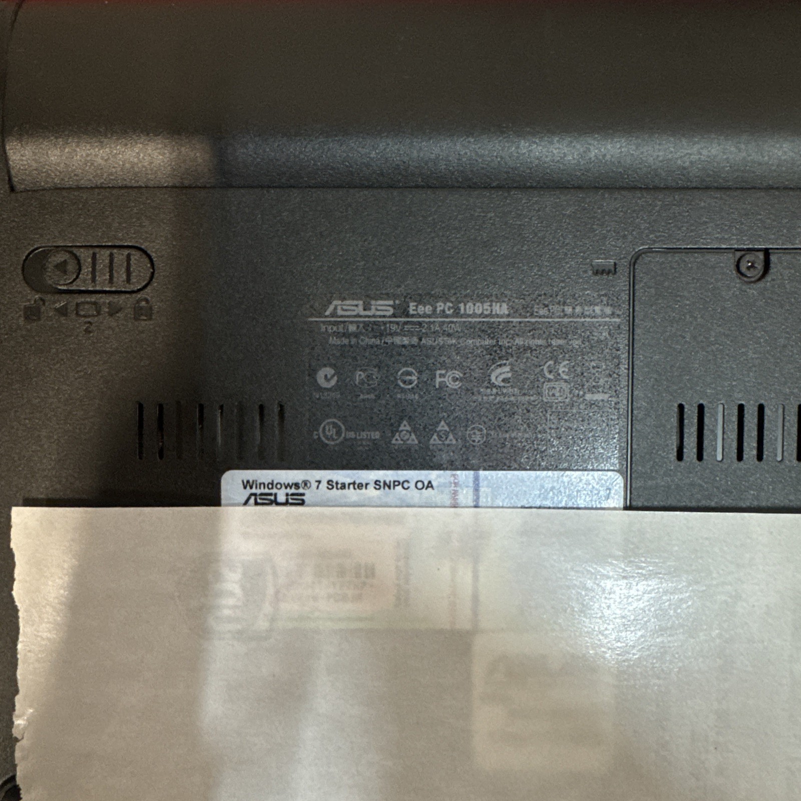 ASUS Eee PC 1005HA 10.1” Netbook Intel Atom N280 1GB RAM 250GB HDD