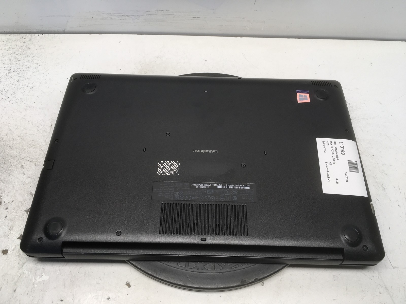Dell Latitude 3590 Intel i3-7020U 2.3GHz 8 GB NO HDD No Batt