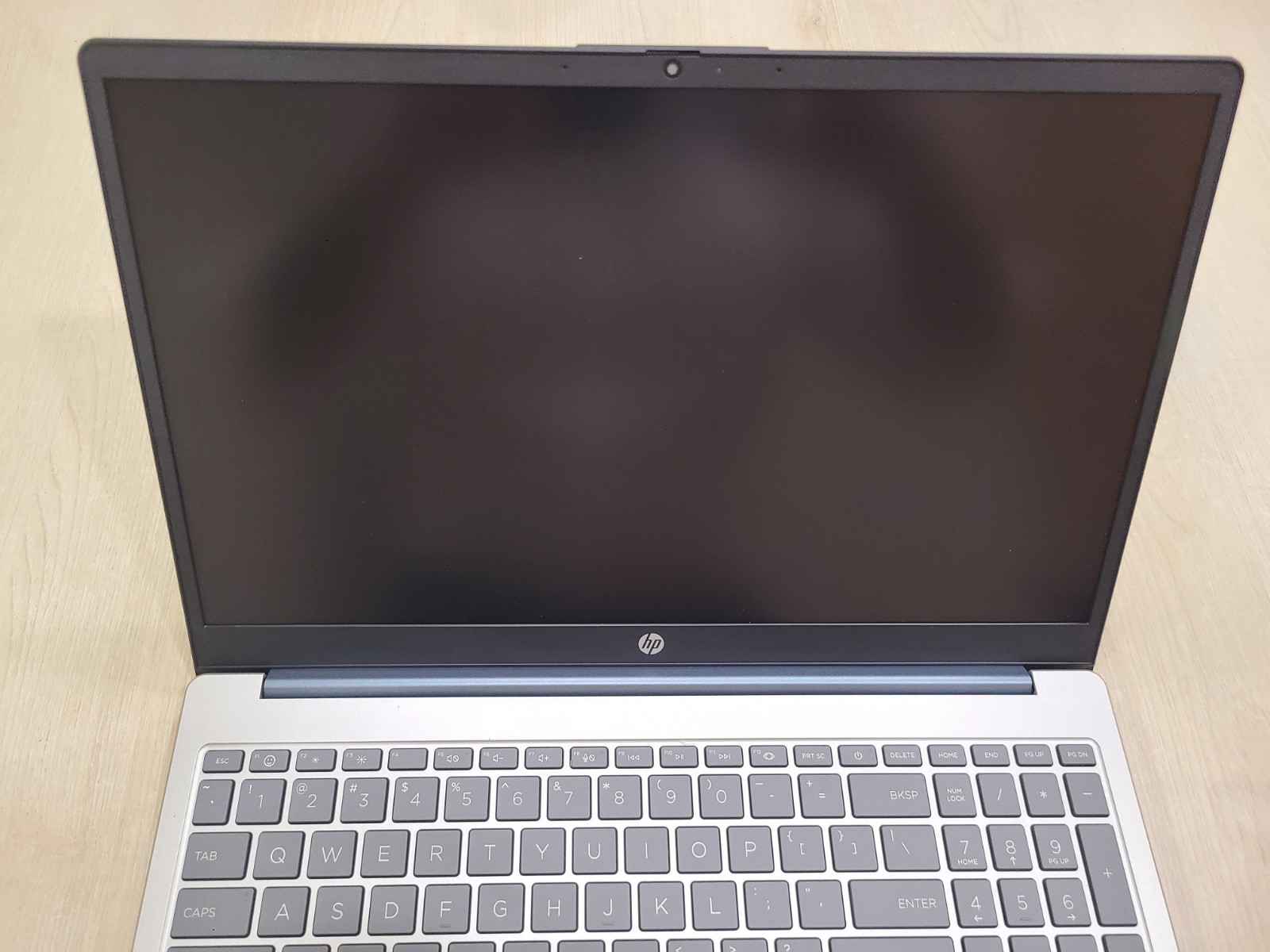 HP Laptop 15-FD0883NR 15.6″ I3-N305, 8GB RAM, 256GB SSD. Exc. Cond. SEE DESC!